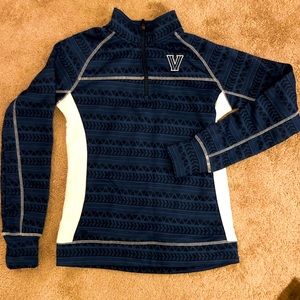Excellent condition Villanova quarter zip